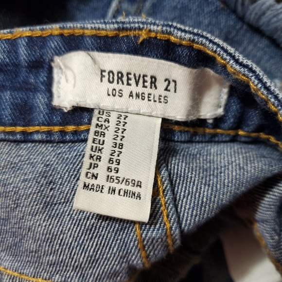 Forever 21 Denim Mini Skirt Distressed Patchwork Size 27 NWT - Picture 9 of 9